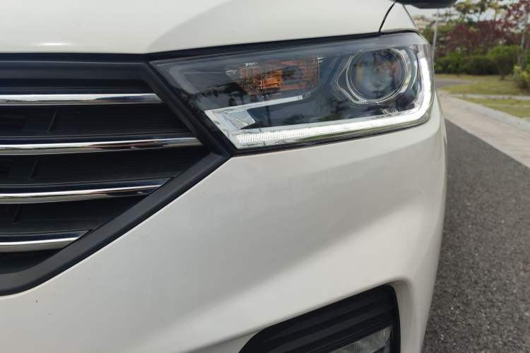 Used Baojun 360 2018 1.5L Automatic Luxury Version China V Exterior 8