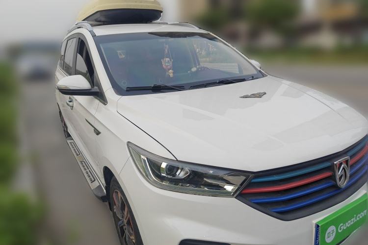 Used Baojun 360 2018 1.5L Automatic Luxury Version China V Front Right 45 Deg