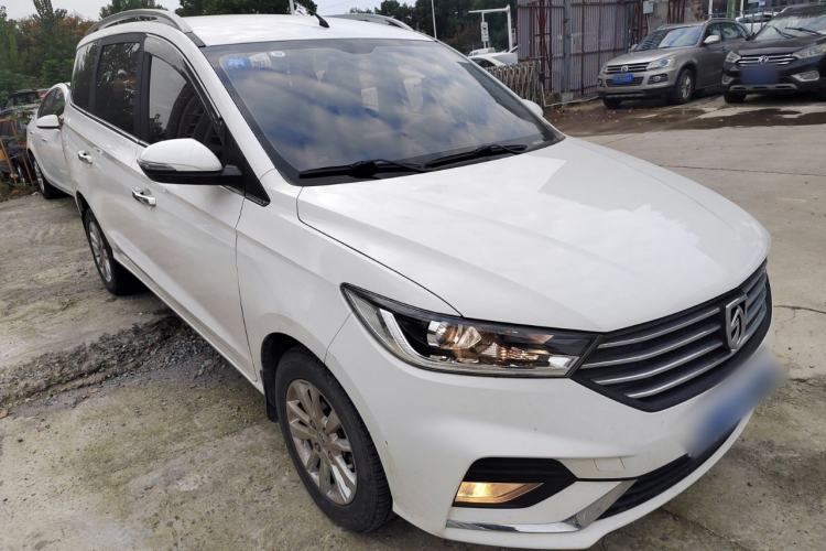 Used Baojun 360 2018 1.5L Manual Elite Version National V Front Right 45 Deg