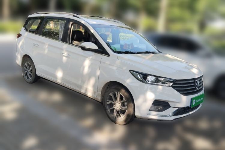 Used Baojun 360 2018 1.5L Manual Luxury Edition China V Front Right 45 Deg