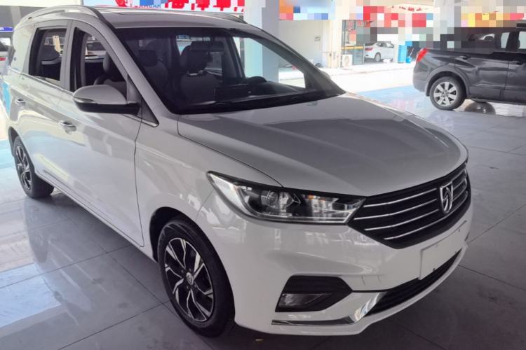 Used Baojun 360 2018 1.5L Automatic Luxury Version China V Front Right 45 Deg