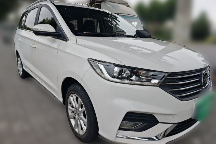Used Baojun 360 2018 1.5L Manual Elite Version National V Front Right 45 Deg