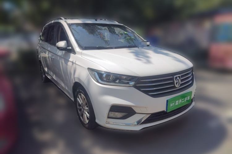 Used Baojun 360 2018 1.5L Manual Elite Version National V Front Right 45 Deg