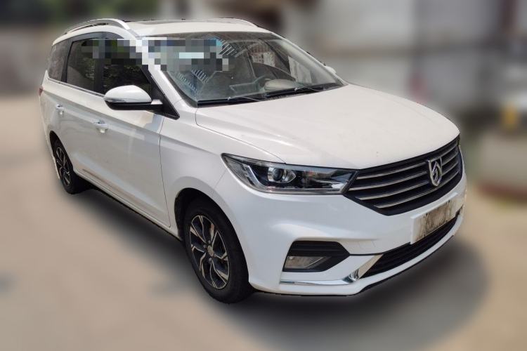 Used Baojun 360 2018 1.5L Automatic Luxury Version China V Front Right 45 Deg