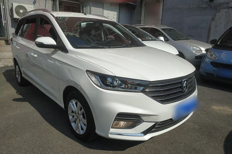Used Baojun 360 2018 1.5L Manual Elite Version National V Front Right 45 Deg