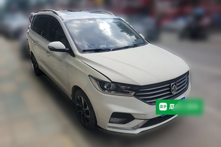 Used Baojun 360 2018 1.5L Automatic Luxury Version China V Front Right 45 Deg