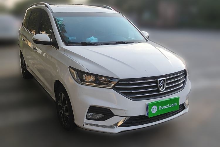 Used Baojun 360 2018 1.5L Manual Luxury Edition China V Front Right 45 Deg