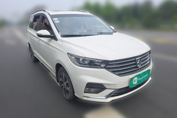 Used Baojun 360 2018 1.5L Manual Luxury Edition China V Front Right 45 Deg