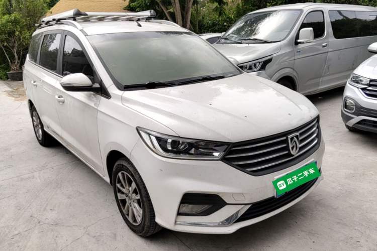 Used Baojun 360 2018 1.5L Automatic Elite Version National V Front Right 45 Deg