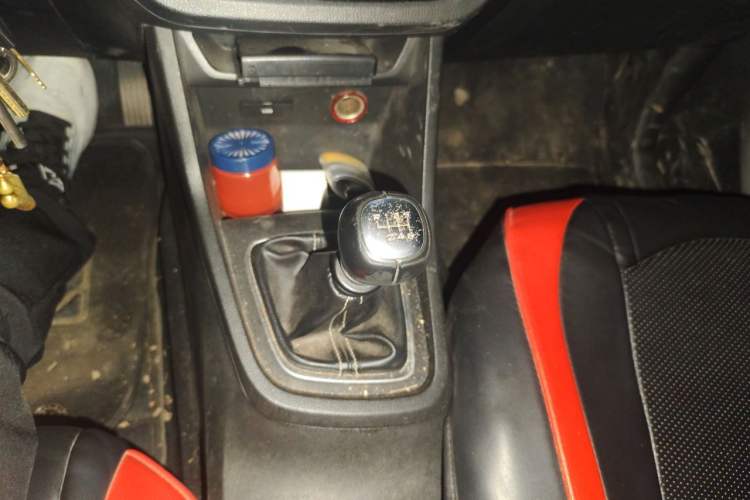 Used Baojun 360 2018 1.5L Manual Luxury Edition China V Gear Lever
