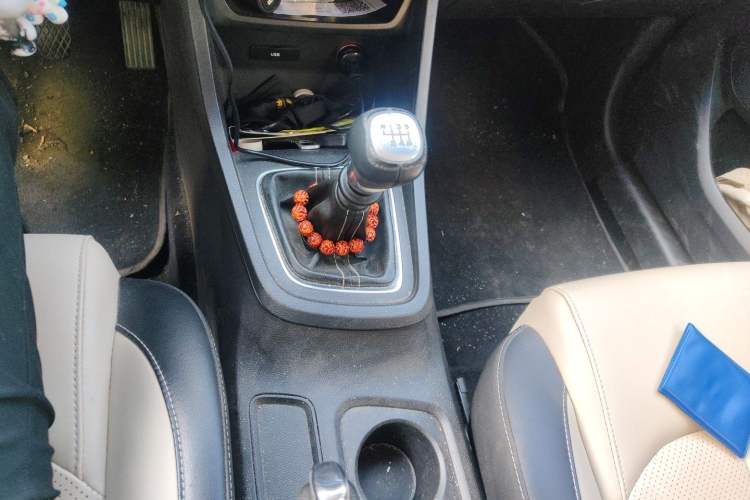 Used Baojun 360 2018 1.5L Manual Luxury Edition China V Gear Lever