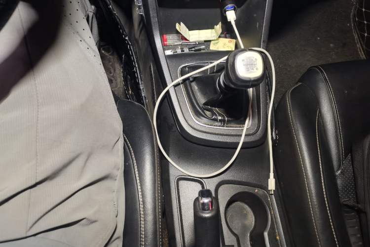 Used Baojun 360 2018 1.5L Manual Elite Version National V Gear Lever