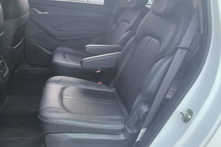 Used Baojun 360 2018 1.5L Automatic Elite Version National V Interior 1