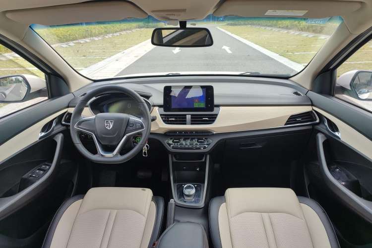Used Baojun 360 2018 1.5L Automatic Luxury Version China V Interior 1