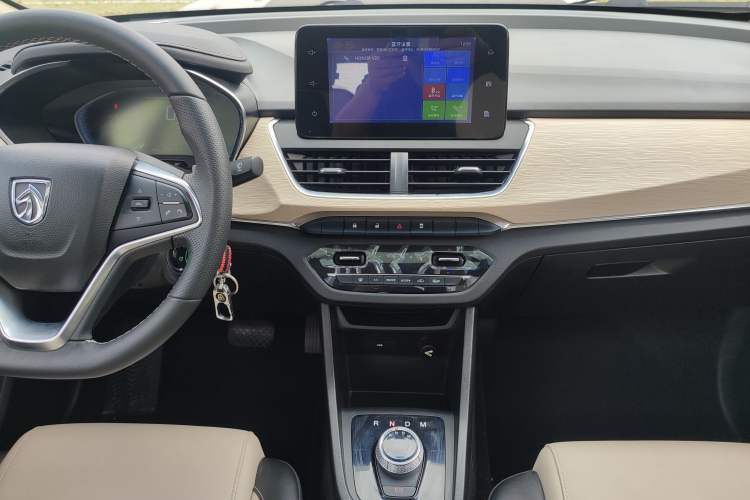 Used Baojun 360 2018 1.5L Automatic Luxury Version China V Interior 2