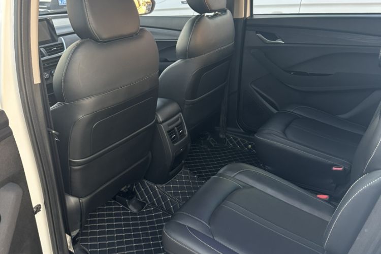 Used Baojun 360 2018 1.5L Manual Elite Version National V Interior 3