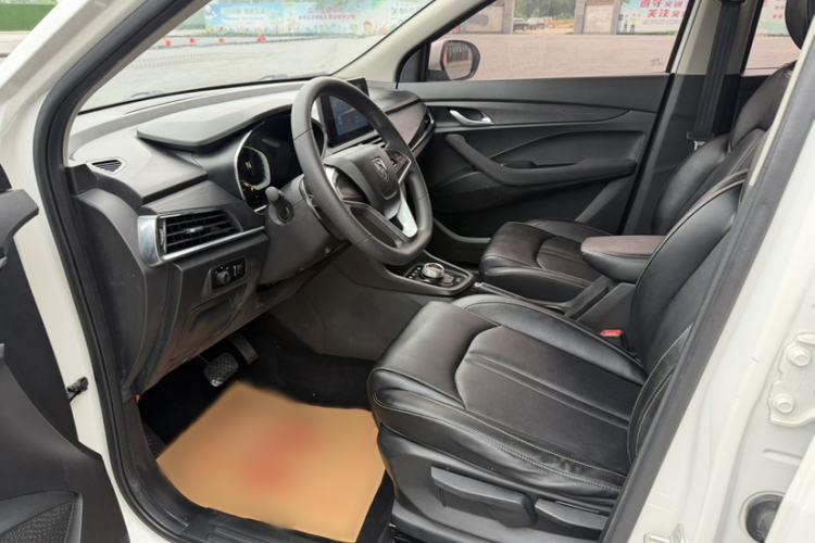 Used Baojun 360 2018 1.5L Automatic Elite Version National V Interior 3