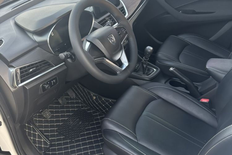 Used Baojun 360 2018 1.5L Manual Elite Version National V Interior 5
