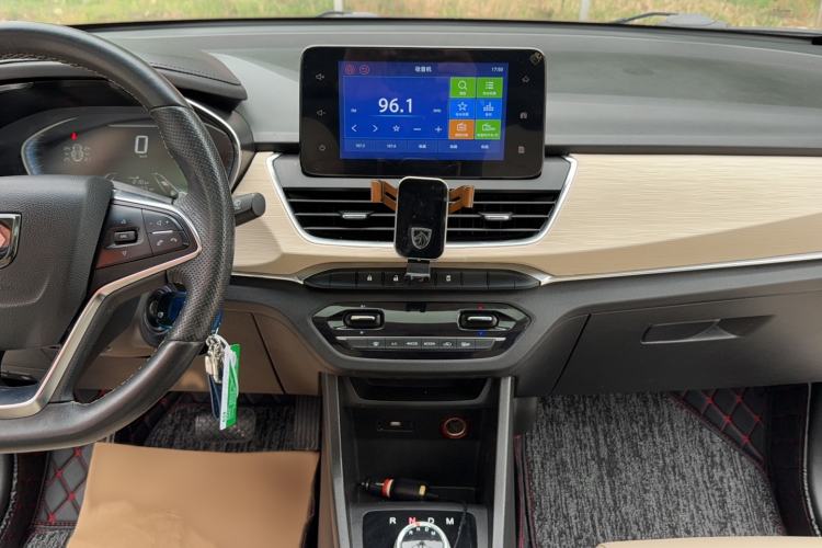 Used Baojun 360 2018 1.5L Automatic Luxury Version China V Interior 6