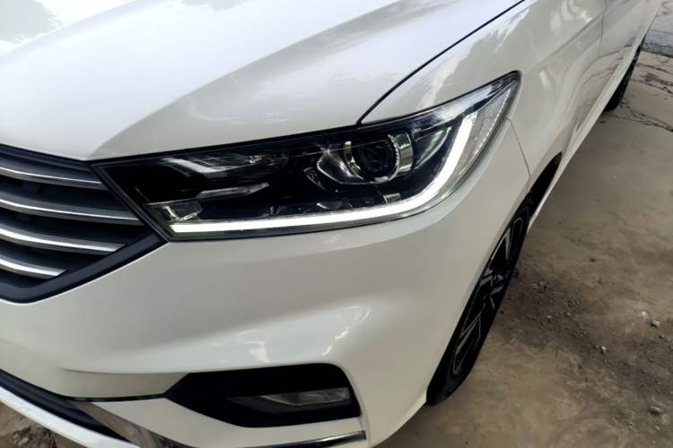 Used Baojun 360 2018 1.5L Manual Luxury Edition China V Left Front Headlight