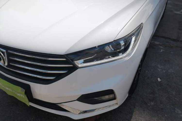 Used Baojun 360 2018 1.5L Automatic Luxury Version China V Left Front Headlight