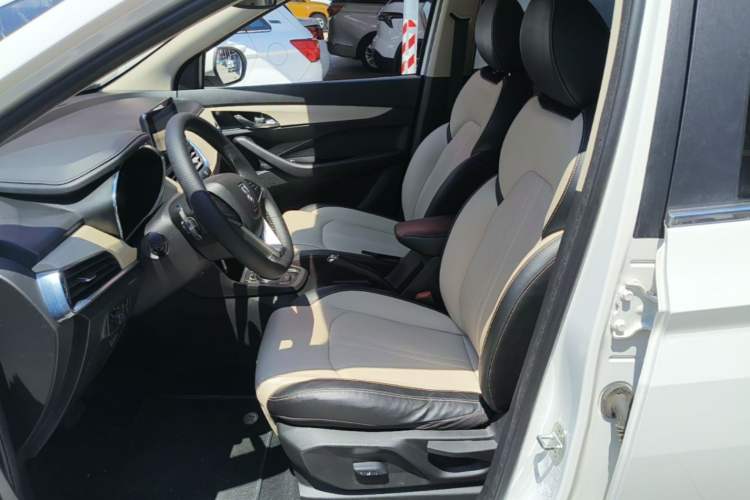 Used Baojun 360 2018 1.5L Automatic Luxury Version China V Left Front Seat