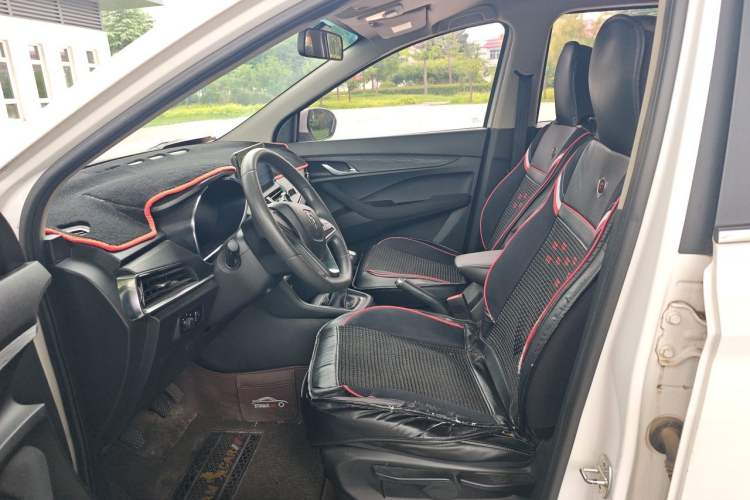 Used Baojun 360 2018 1.5L Manual Elite Version National V Left Front Seat