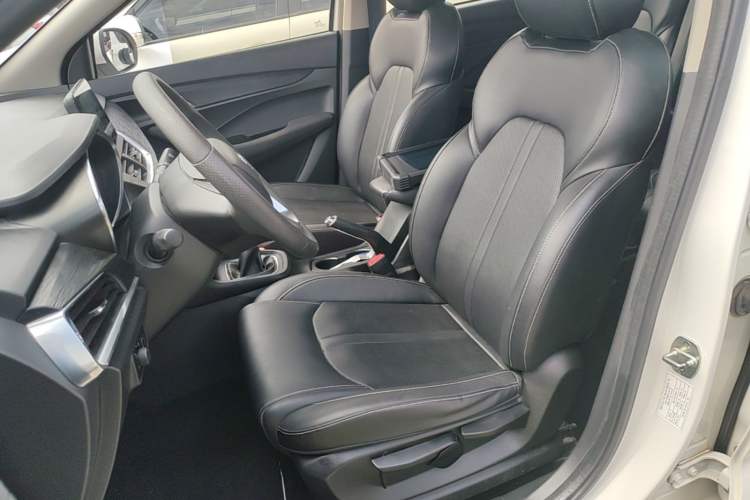 Used Baojun 360 2018 1.5L Manual Elite Version National V Left Front Seat
