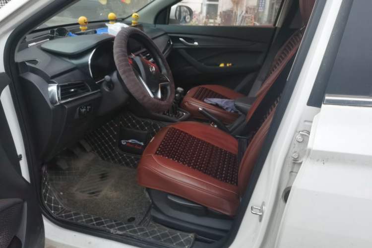 Used Baojun 360 2018 1.5L Manual Elite Version National V Left Front Seat