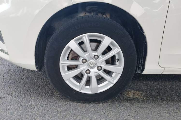 Used Baojun 360 2018 1.5L Manual Elite Version National V Left Front Wheel Hub
