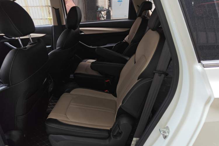 Used Baojun 360 2018 1.5L Automatic Luxury Version China V Left Rear Seat