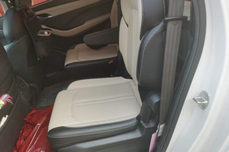 Used Baojun 360 2018 1.5L Automatic Luxury Version China V Left Rear Seat