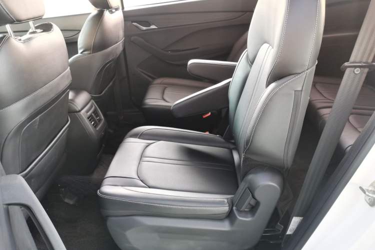 Used Baojun 360 2018 1.5L Manual Elite Version National V Left Rear Seat