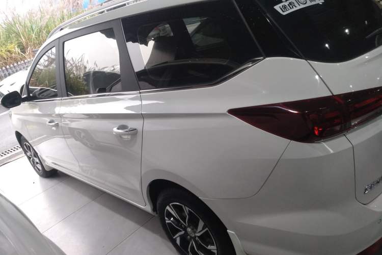 Used Baojun 360 2018 1.5L Automatic Luxury Version China V Left Side