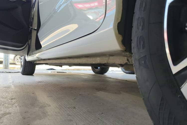 Used Baojun 360 2018 1.5L Automatic Luxury Version China V Left Side Sill