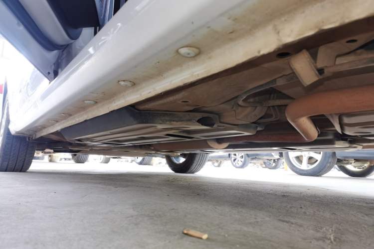 Used Baojun 360 2018 1.5L Manual Elite Version National V Left Side Sill