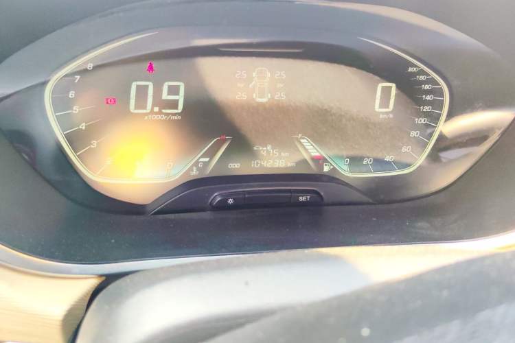 Used Baojun 360 2018 1.5L Manual Luxury Edition China V Odometer Close Up