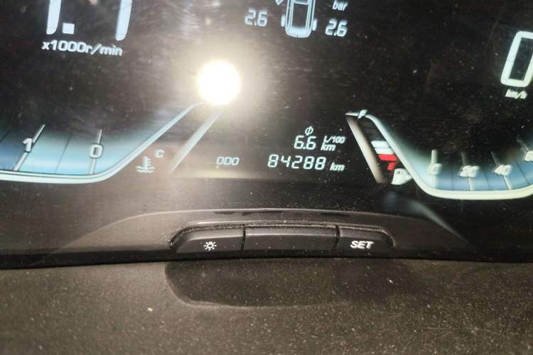 Used Baojun 360 2018 1.5L Manual Luxury Edition China V Odometer Close Up