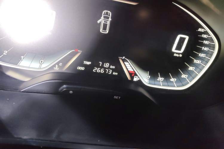 Used Baojun 360 2018 1.5L Manual Elite Version National V Odometer Close Up