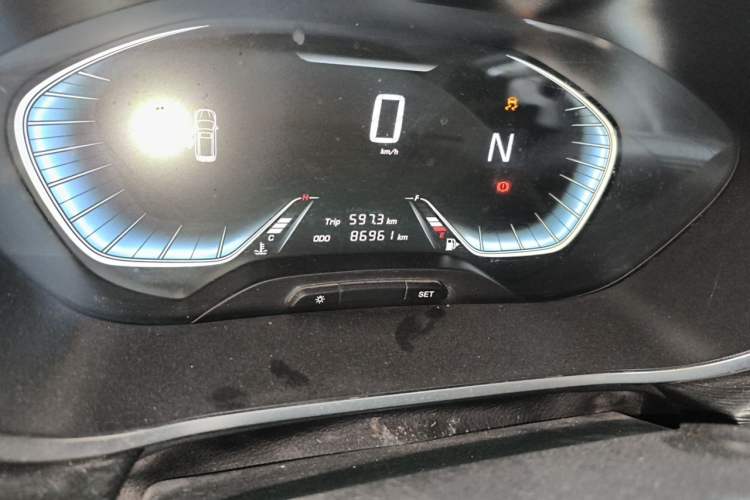 Used Baojun 360 2018 1.5L Automatic Elite Version National V Odometer Close Up