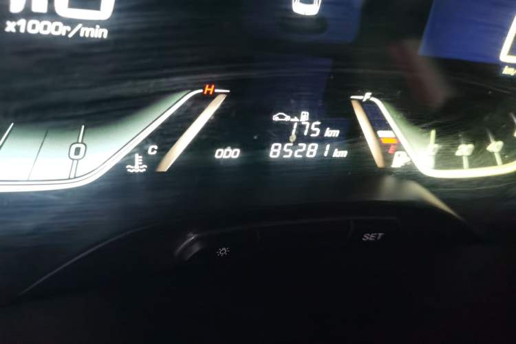 Used Baojun 360 2018 1.5L Manual Elite Version National V Odometer Close Up