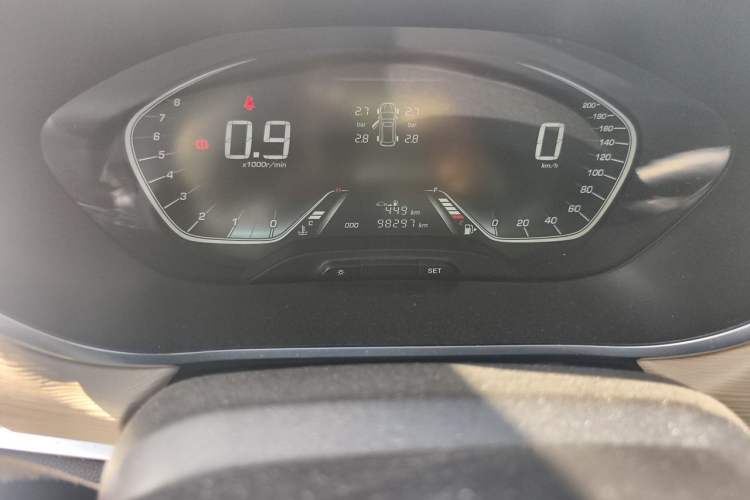 Used Baojun 360 2018 1.5L Manual Luxury Edition China V Odometer Close Up