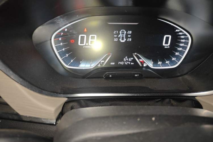 Used Baojun 360 2018 1.5L Manual Luxury Edition China V Odometer Close Up
