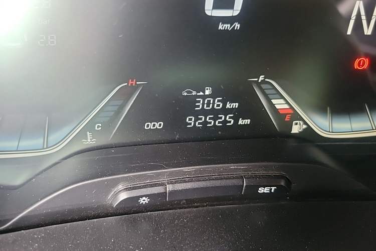 Used Baojun 360 2018 1.5L Automatic Luxury Version China V Odometer Close Up