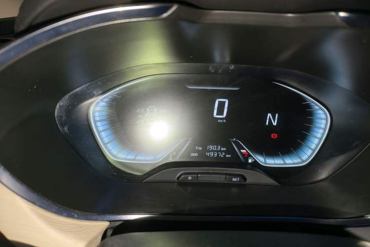 Used Baojun 360 2018 1.5L Automatic Luxury Version China V Odometer Close Up