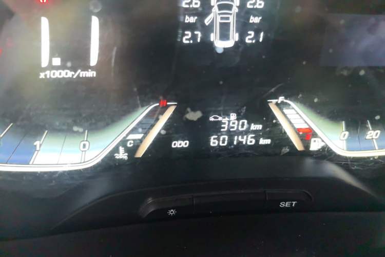Used Baojun 360 2018 1.5L Manual Luxury Edition China V Odometer Close Up