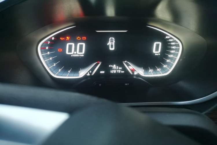 Used Baojun 360 2018 1.5L Manual Elite Version National V Odometer Close Up