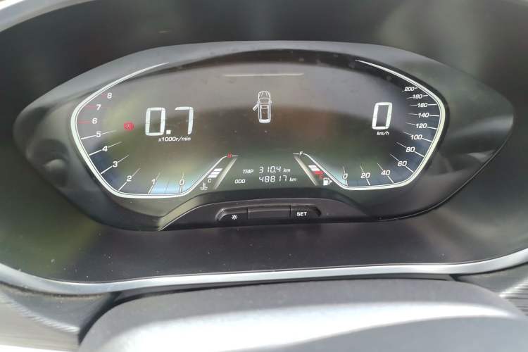 Used Baojun 360 2018 1.5L Manual Elite Version National V Odometer Close Up
