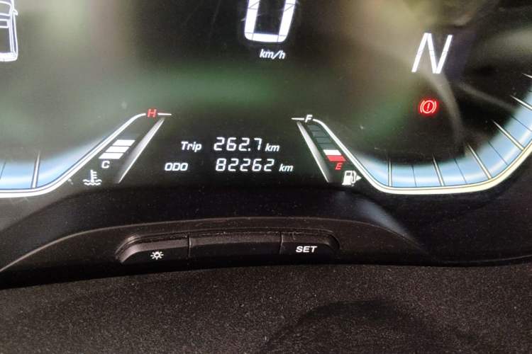 Used Baojun 360 2018 1.5L Automatic Elite Version National V Odometer Close Up