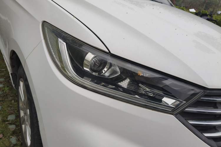 Used Baojun 360 2018 1.5L Automatic Elite Version National V Right Front Headlight